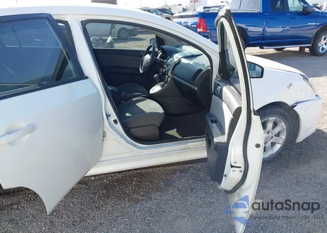 2011 Nissan Sentra 2.0Sr z USA, uszkodzony, nr VIN 3N1AB6APXBL656499